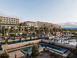 AKRA HOTELS'İN EGE'DEKİ İLK YATIRIMI AKRA DİDİM AÇILDI